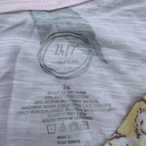 Maurices Pink Floral TShirt - Size 2XL - Picture 2 of 2